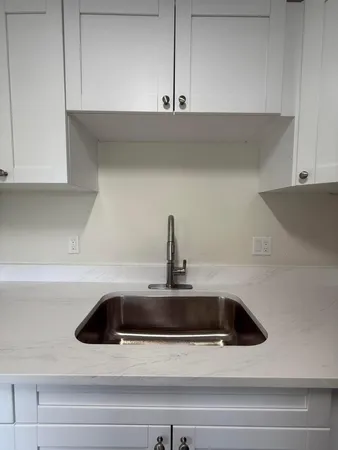 $1,950 | 2000 Springdale Boulevard, Unit 204, Palm Springs, FL 33461