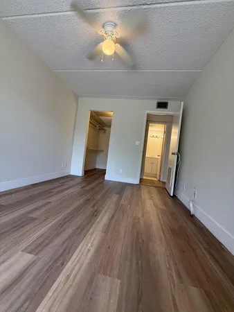 $1,950 | 2000 Springdale Boulevard, Unit 204, Palm Springs, FL 33461