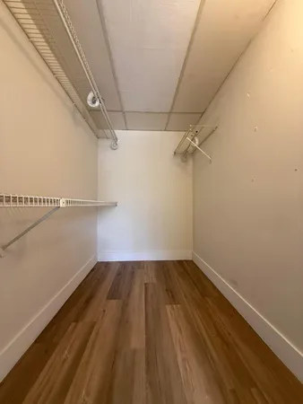 $1,950 | 2000 Springdale Boulevard, Unit 204, Palm Springs, FL 33461