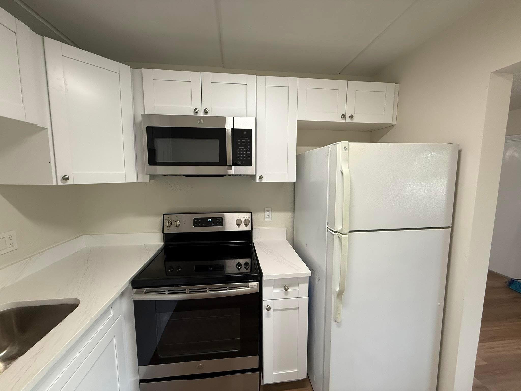 2000 Springdale Boulevard, Unit 204 Palm Springs, FL 33461 - Photo 7 of 26 517D8087-0364-49DF-92A5-E5DC34A6950D