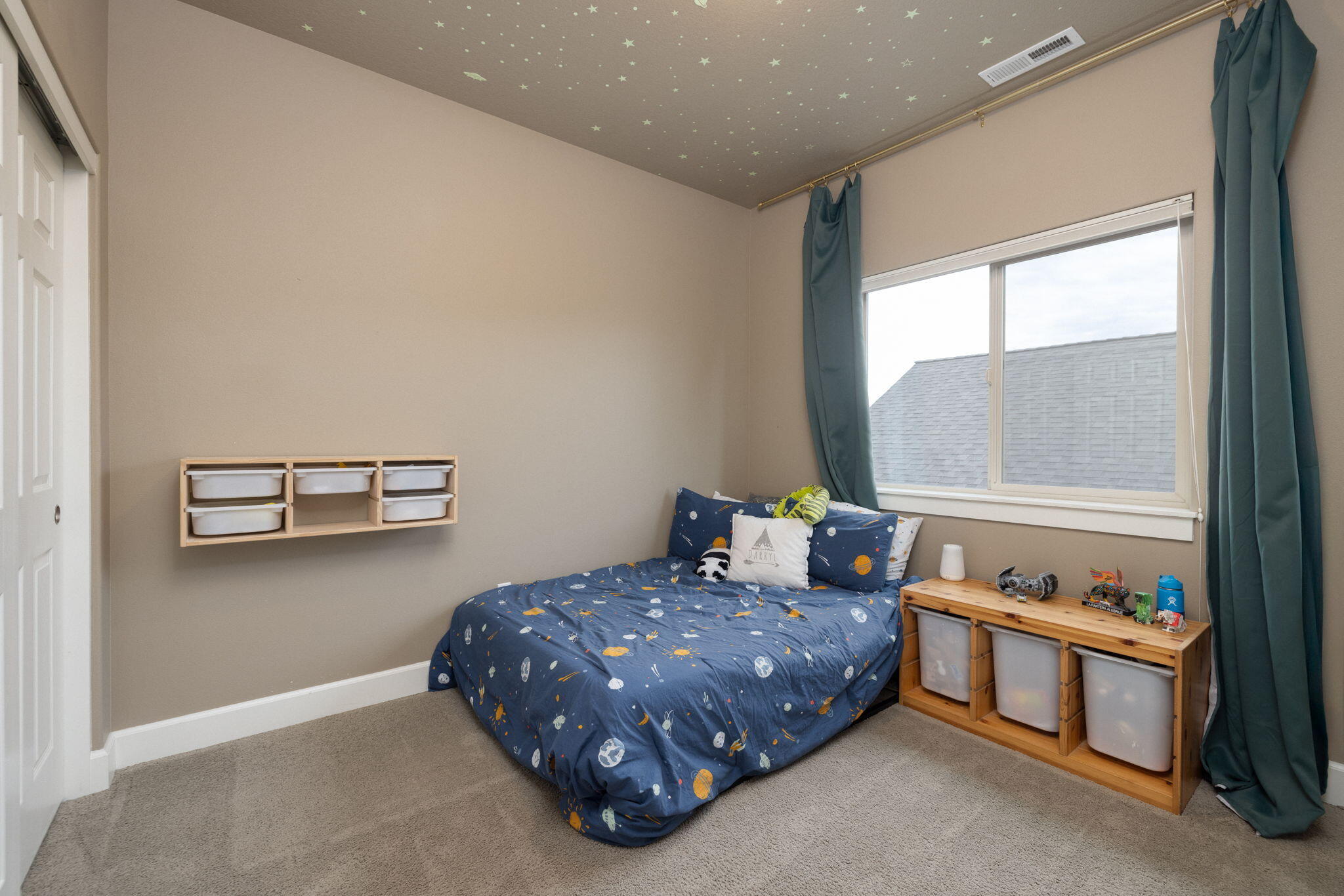 62905 Daniel Road Bend, OR 97701 - Photo 10 of 23 Bedroom