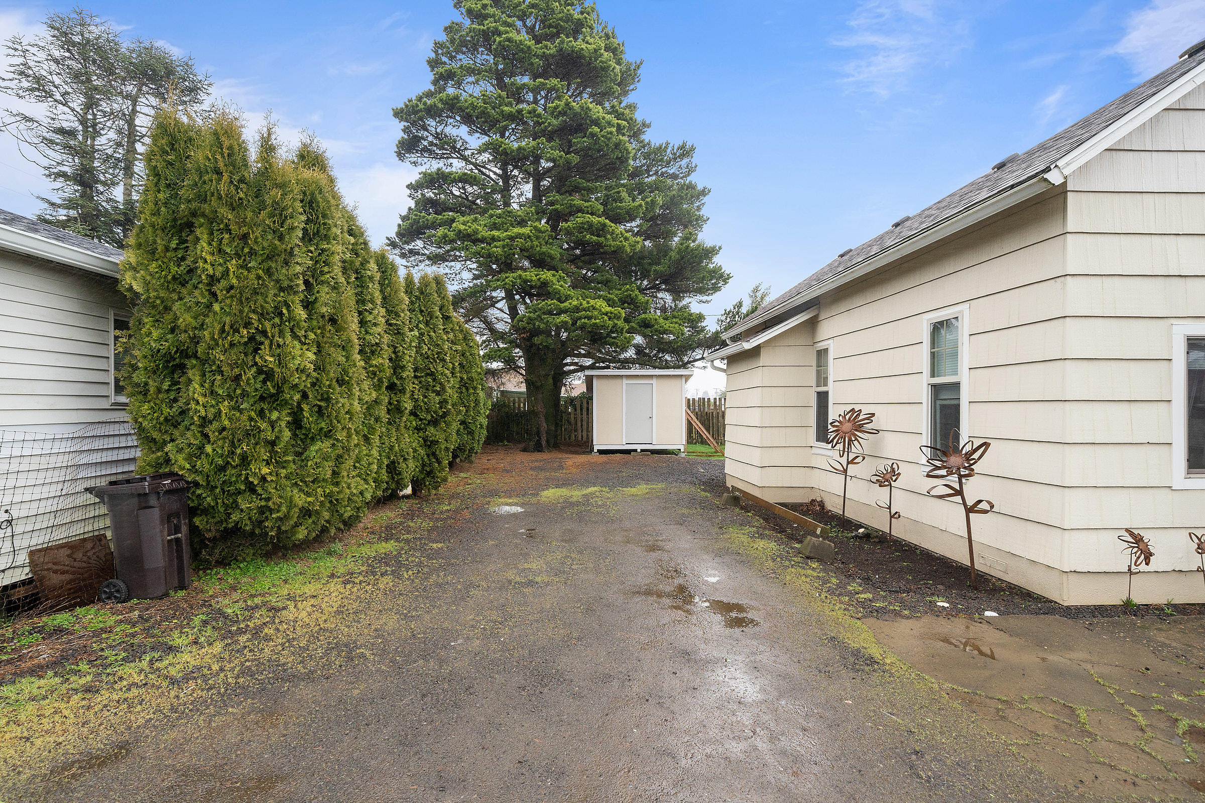809 1/2 4th Street Tillamook, OR 97141 - Photo 21 of 21 DSC02656
