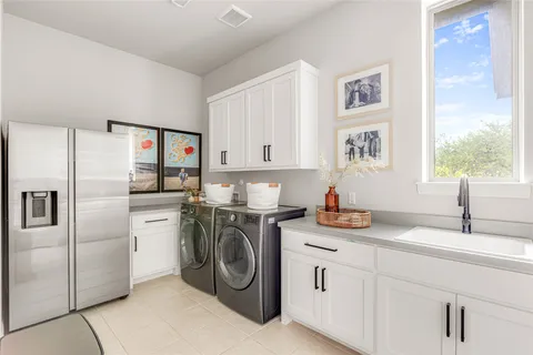 $925,000 | 438 Premier Park Loop, Dripping Springs, TX 78620