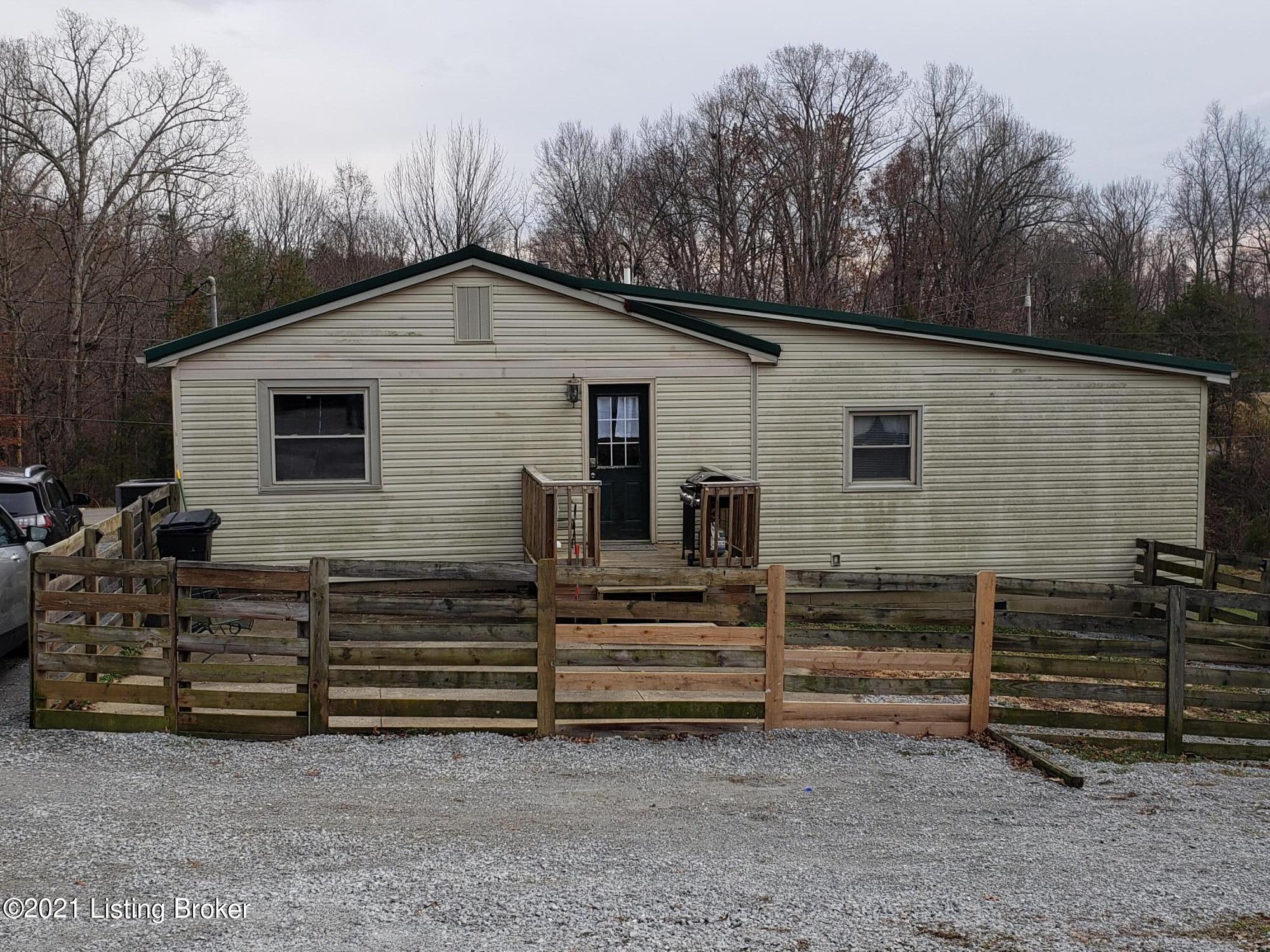 1399 Jim Clark Road New Haven, KY 40051 - Photo 9 of 29 REAR