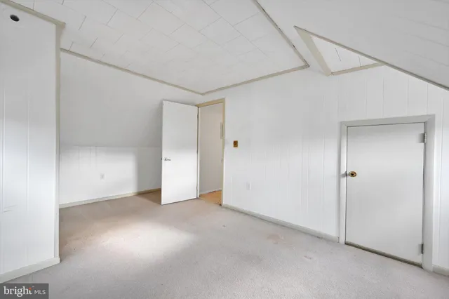 a view of empty room