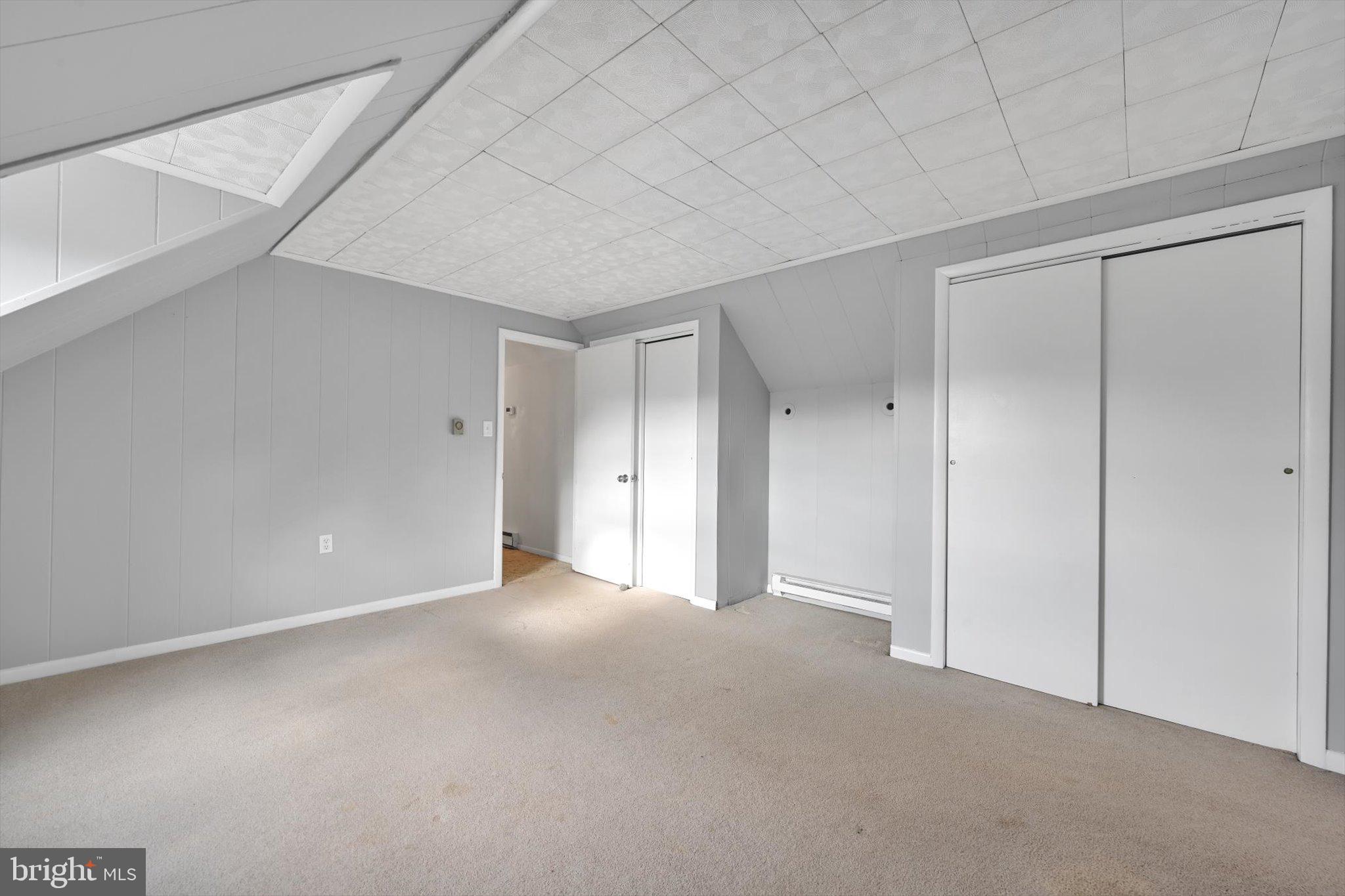 121 Pleasant View Drive Lititz, PA 17543 - Photo 25 of 44 3rd Bedroom - facing bdrm door