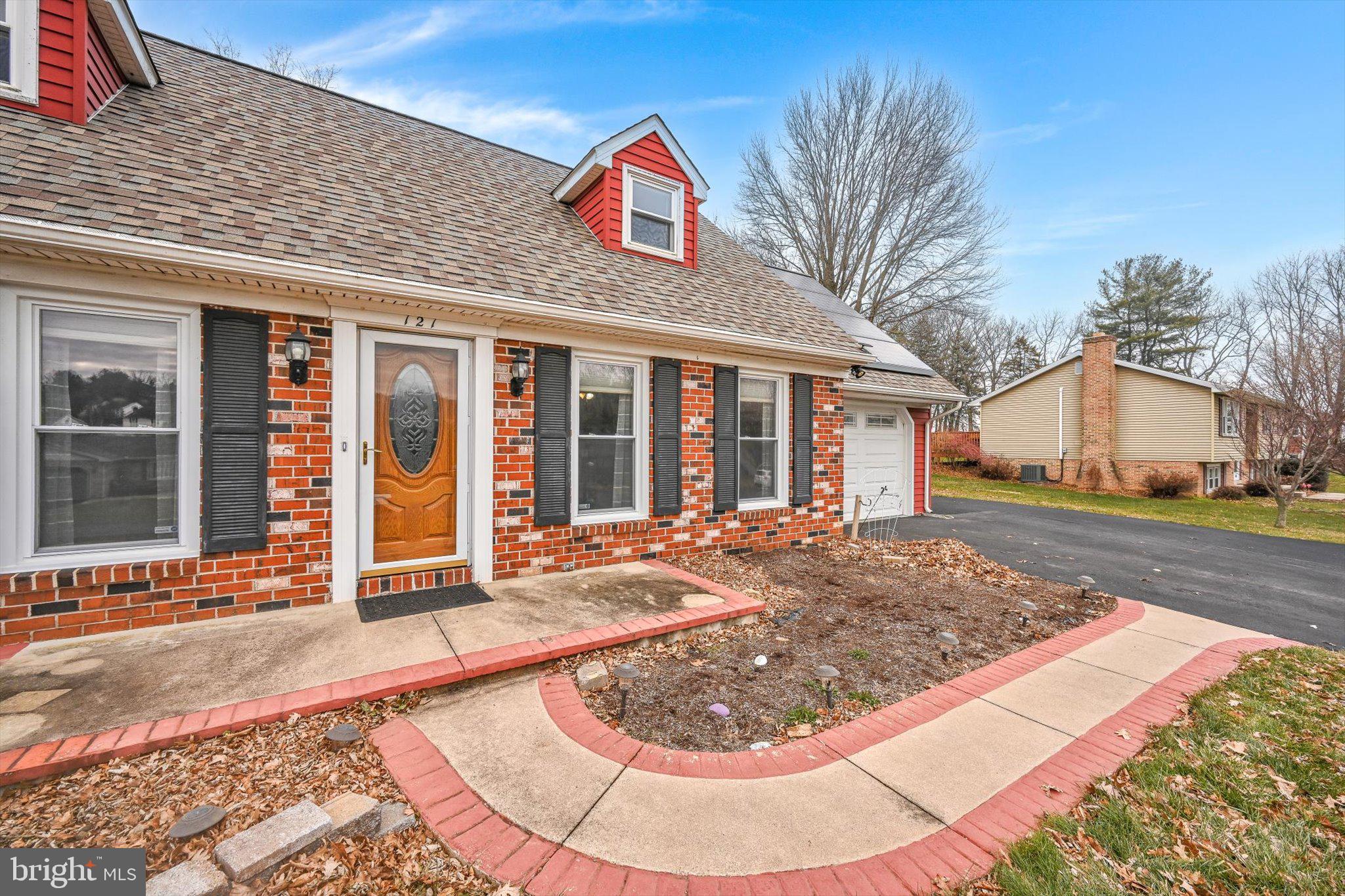 121 Pleasant View Drive Lititz, PA 17543 - Photo 8 of 44