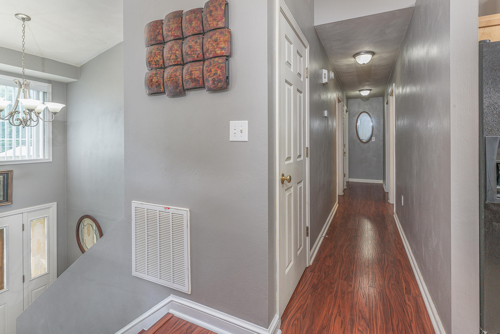 4245 Daugherty Road Salem, VA 24153 - Photo 15 of 44 a view of a hallway and wooden floor