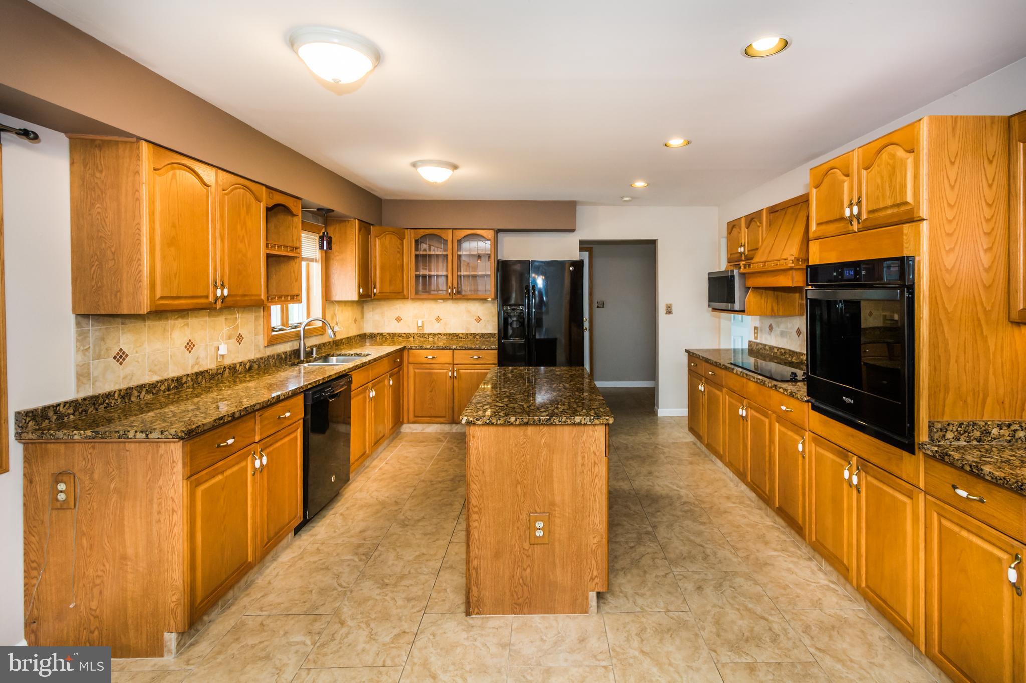 2704 6th Street Sparrows Point, MD 21219 - Photo 16 of 73