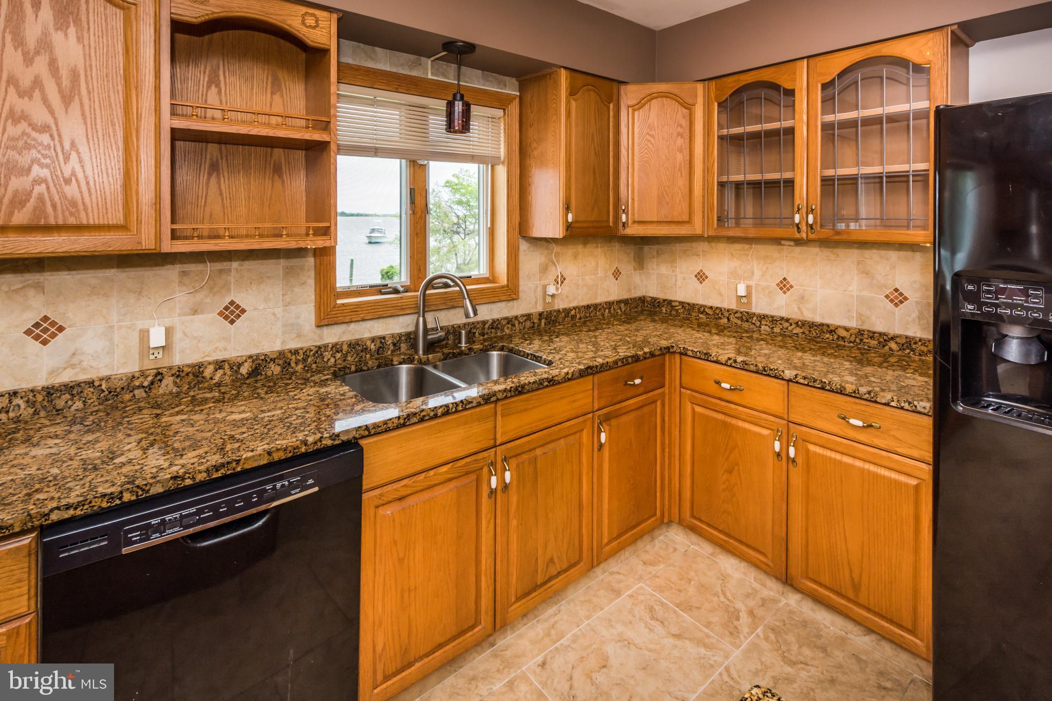 2704 6th Street Sparrows Point, MD 21219 - Photo 9 of 73