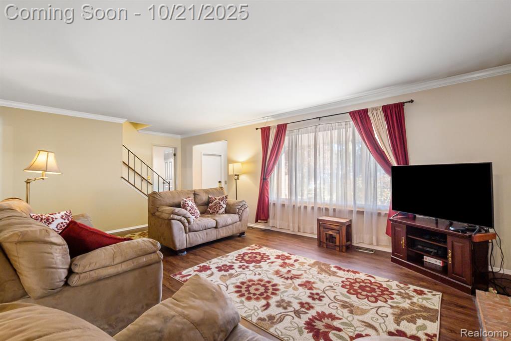 2132 Winchester Road Rochester, MI 48307 - Photo 8 of 51