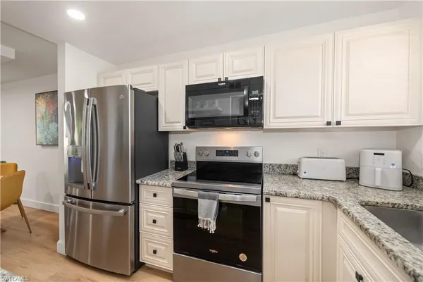 $265,000 | 501 Forest Lakes Boulevard, Unit 111, Naples, FL 34105