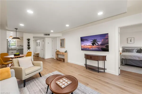 $265,000 | 501 Forest Lakes Boulevard, Unit 111, Naples, FL 34105