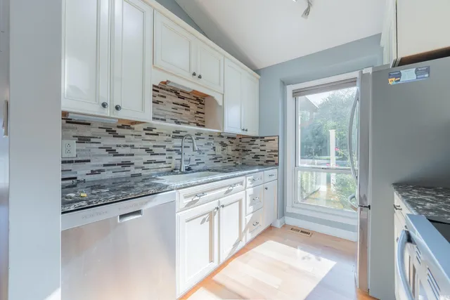 $2,200 | 657 East Heather Drive, Bloomington, IN 47401