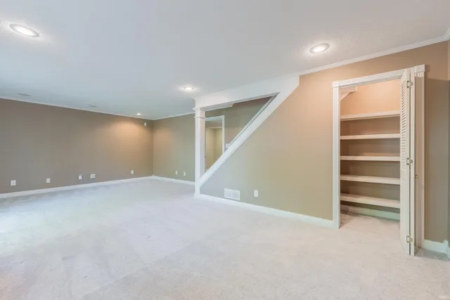 $2,200 | 657 East Heather Drive, Bloomington, IN 47401