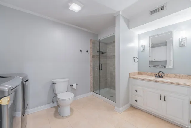 $2,200 | 657 East Heather Drive, Bloomington, IN 47401