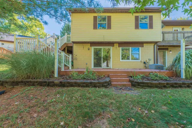 $2,200 | 657 East Heather Drive, Bloomington, IN 47401