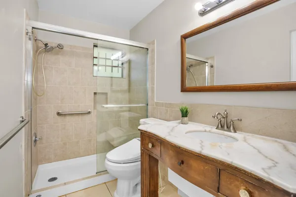 $300,000 | 1102 Mosher Lane, Houston, TX 77088