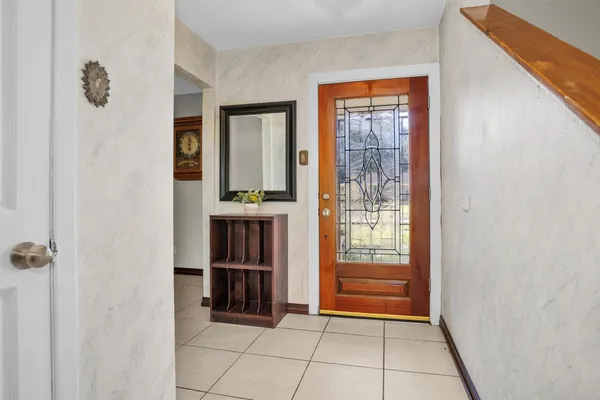 $300,000 | 1102 Mosher Lane, Houston, TX 77088