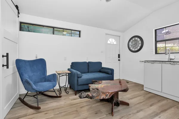 $300,000 | 1102 Mosher Lane, Houston, TX 77088