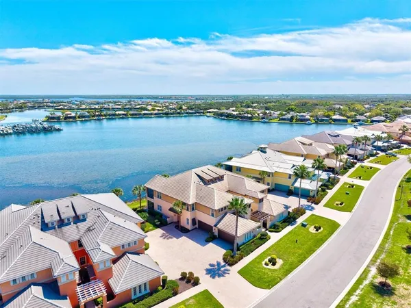 $554,900 | 1135 Riverscape Street, Unit 1135, Bradenton, FL 34208