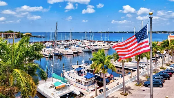 $554,900 | 1135 Riverscape Street, Unit 1135, Bradenton, FL 34208