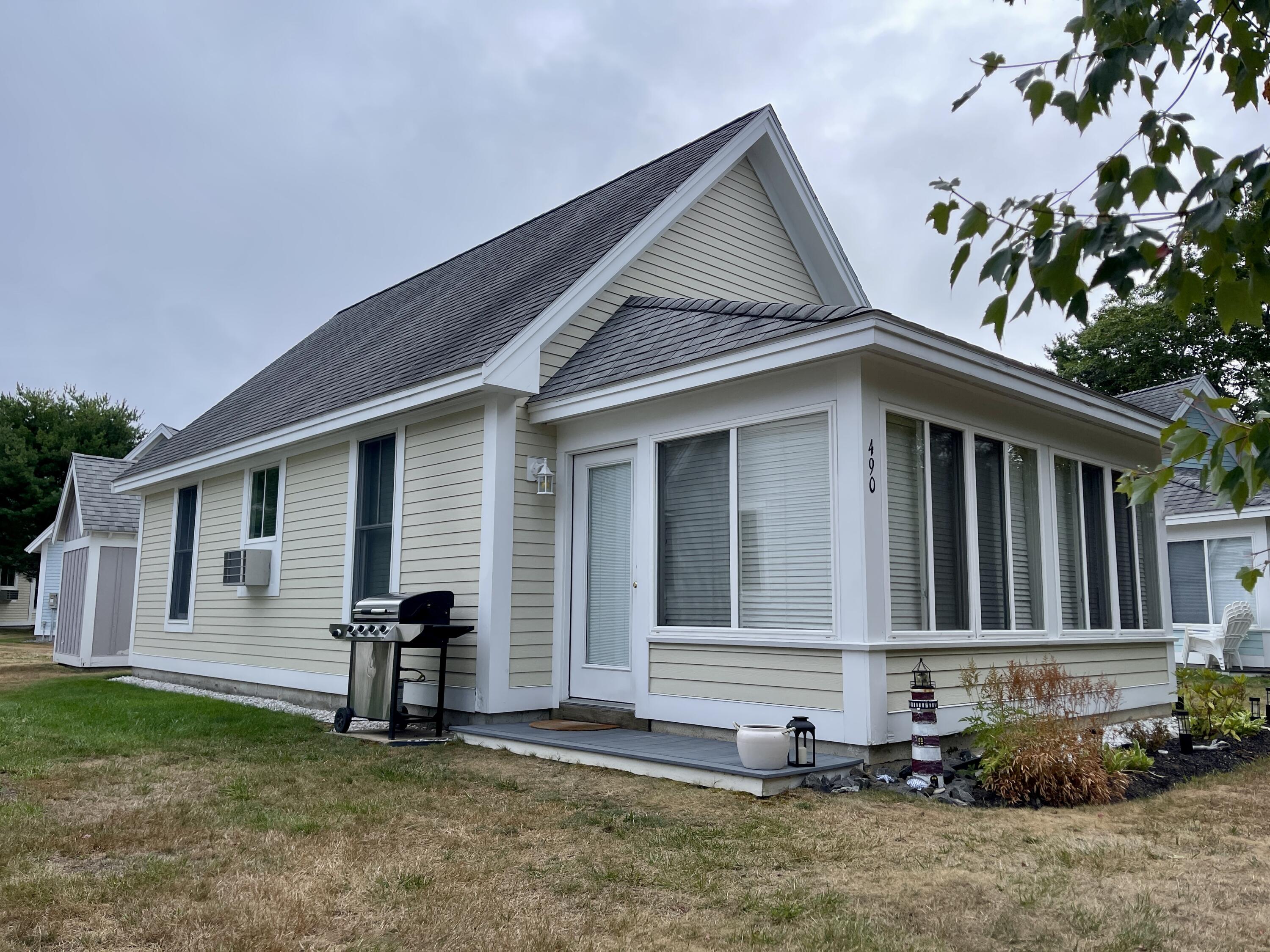 454 Post Road, Unit 490 Wells, ME 04090 - Photo 26 of 45 IMG_5425