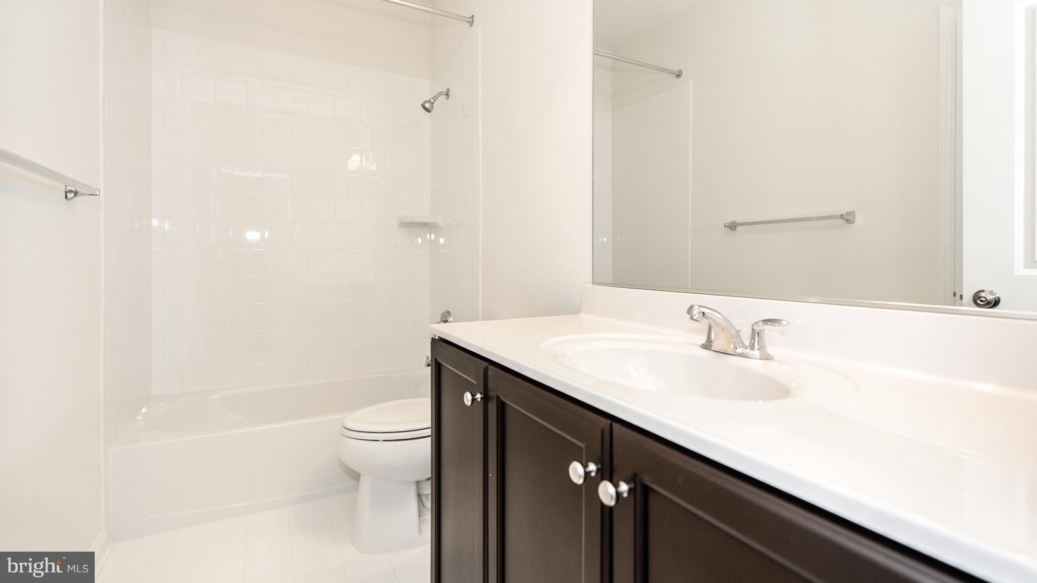 23661 Turtle Point Terrace Ashburn, VA 20148 - Photo 23 of 29 Full Bath 2