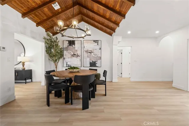 $2,399,000 | 11333 Montana Avenue, Los Angeles, CA 90049