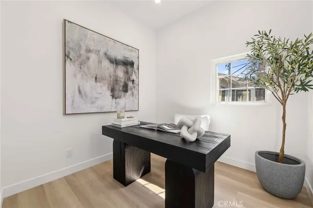 $2,399,000 | 11333 Montana Avenue, Los Angeles, CA 90049