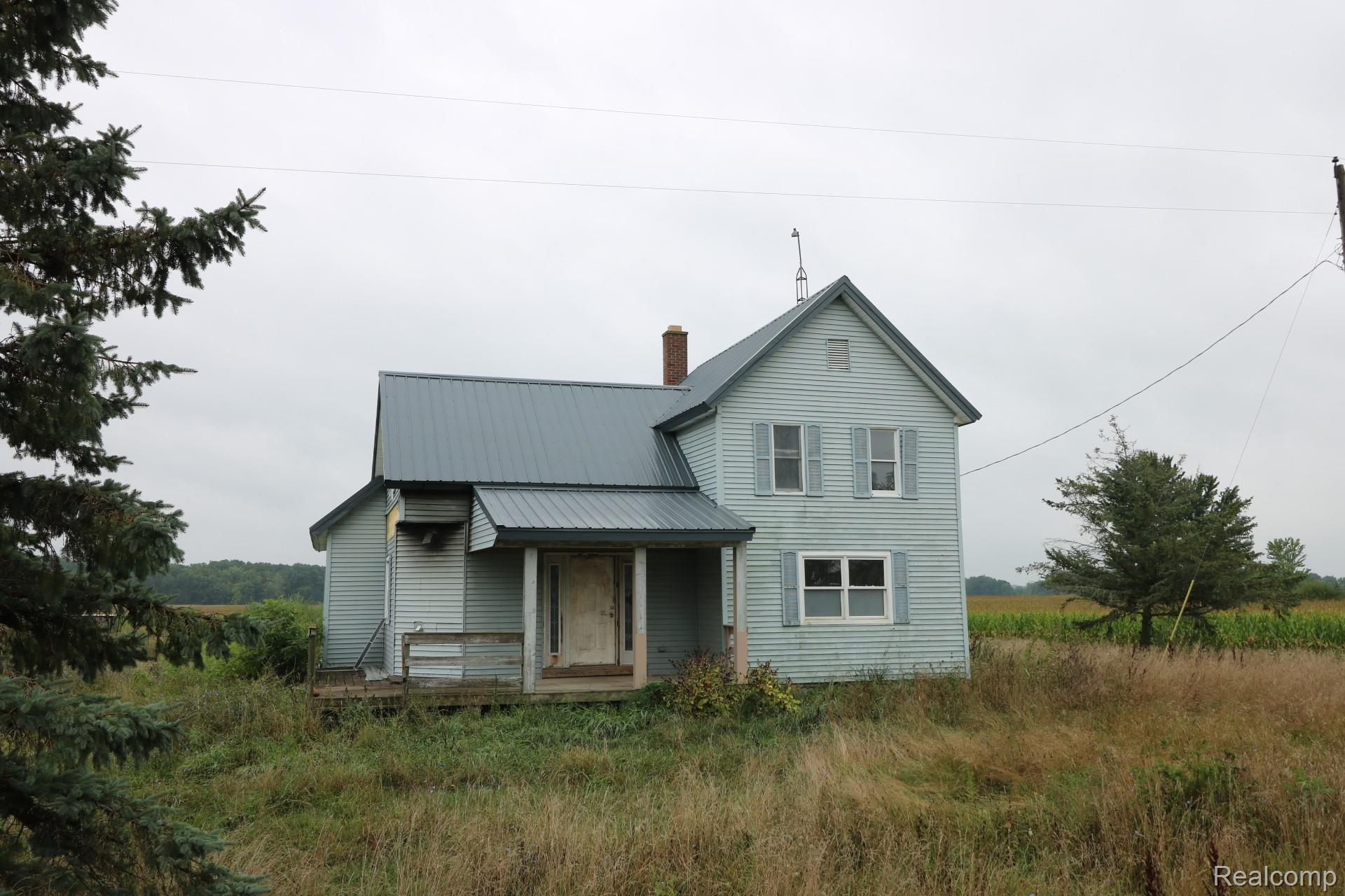 3803 Millington Road Millington, MI 48746 - Photo 1 of 10 IMG_7283.JPG