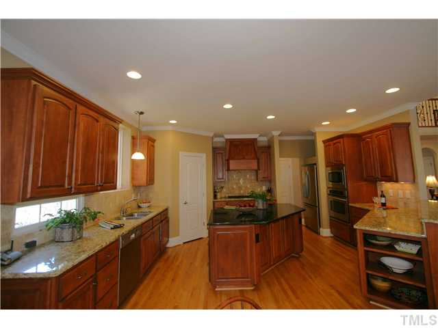 1008 Quiet Ridge Circle Raleigh, NC 27614 - Photo 9 of 24