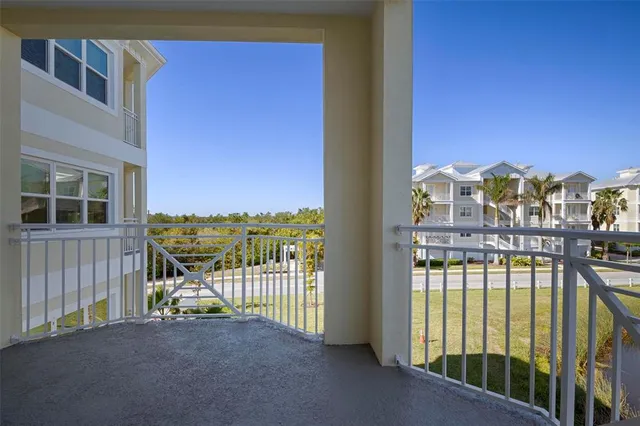 $409,000 | 3426 79th Street Circle West, Unit 202, Bradenton, FL 34209