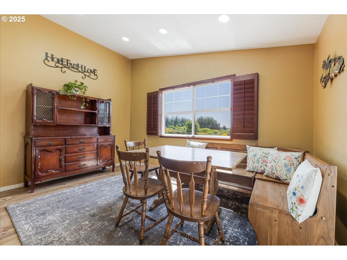 18203 South Windy City Road Mulino, OR 97042 - Photo 26 of 48 Gallery Image 26