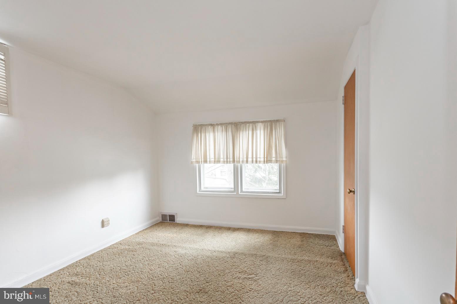 209 West Roland Road Brookhaven, PA 19015 - Photo 22 of 33 Gallery Image 22