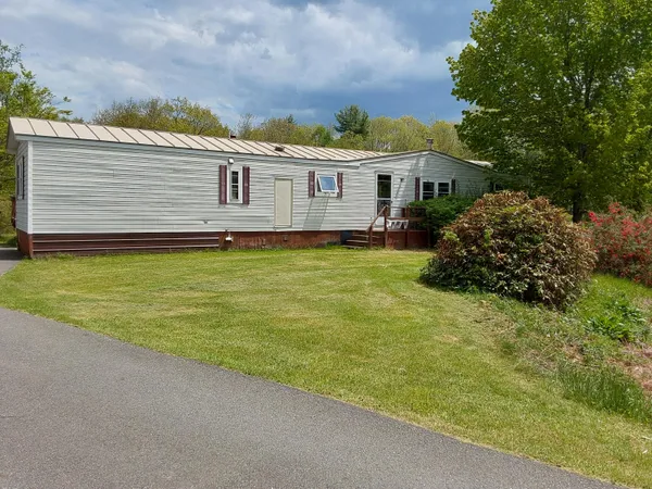 $189,000 | 114 Howe Road, Whitefield, ME 04353