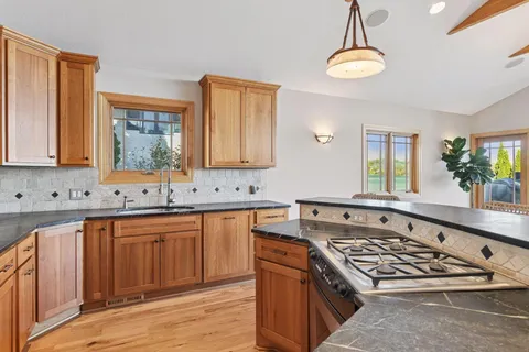 $1,599,000 | 1736 Shorewood Lane, Mound, MN 55364