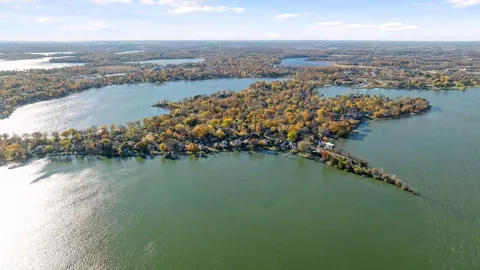 $1,599,000 | 1736 Shorewood Lane, Mound, MN 55364