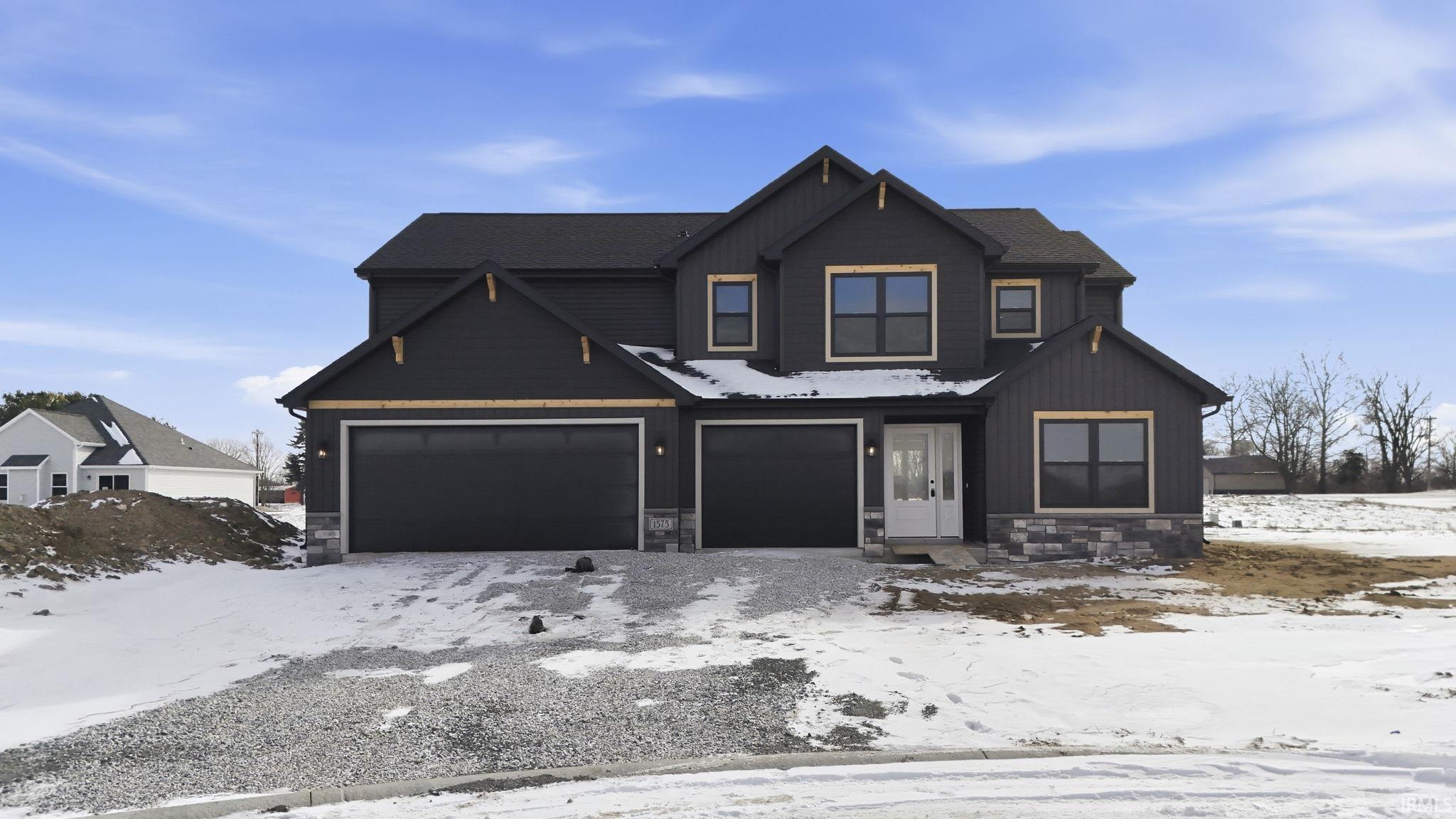 1575 Farm View Huntertown, IN 46748 - Photo 2 of 35