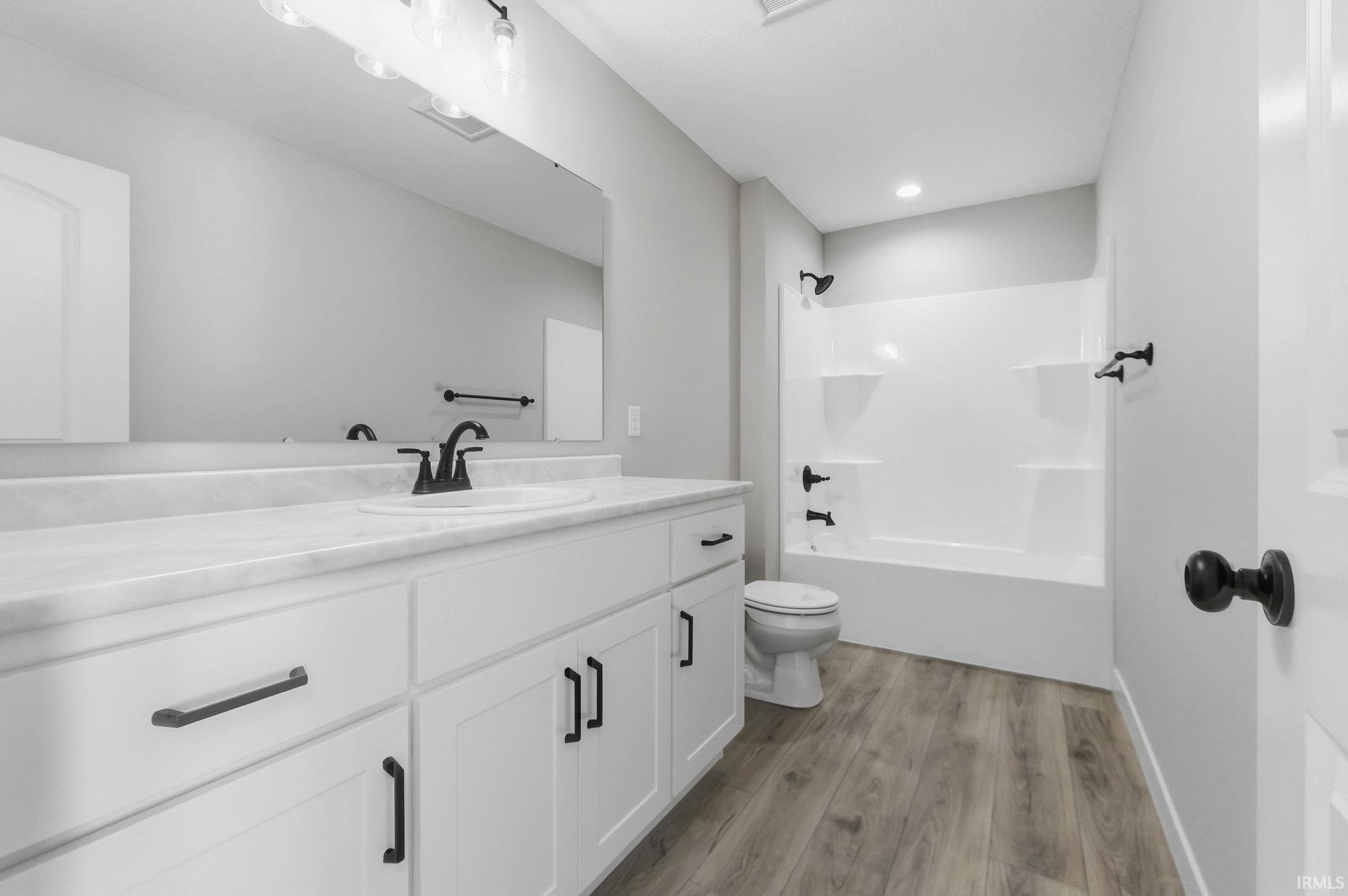 1575 Farm View Huntertown, IN 46748 - Photo 33 of 35