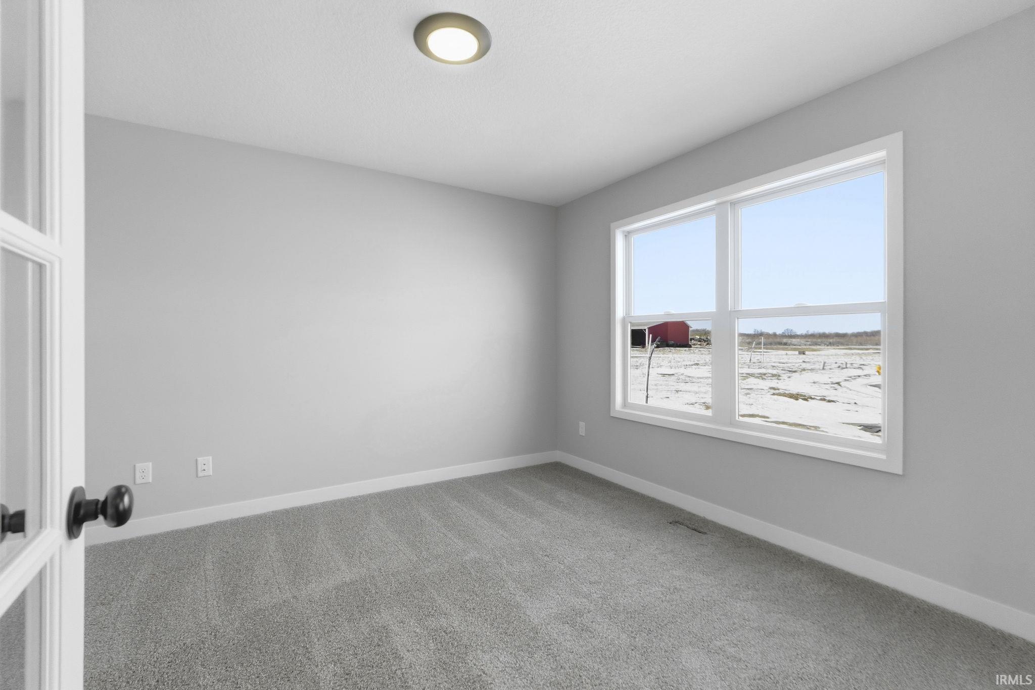 1575 Farm View Huntertown, IN 46748 - Photo 4 of 35