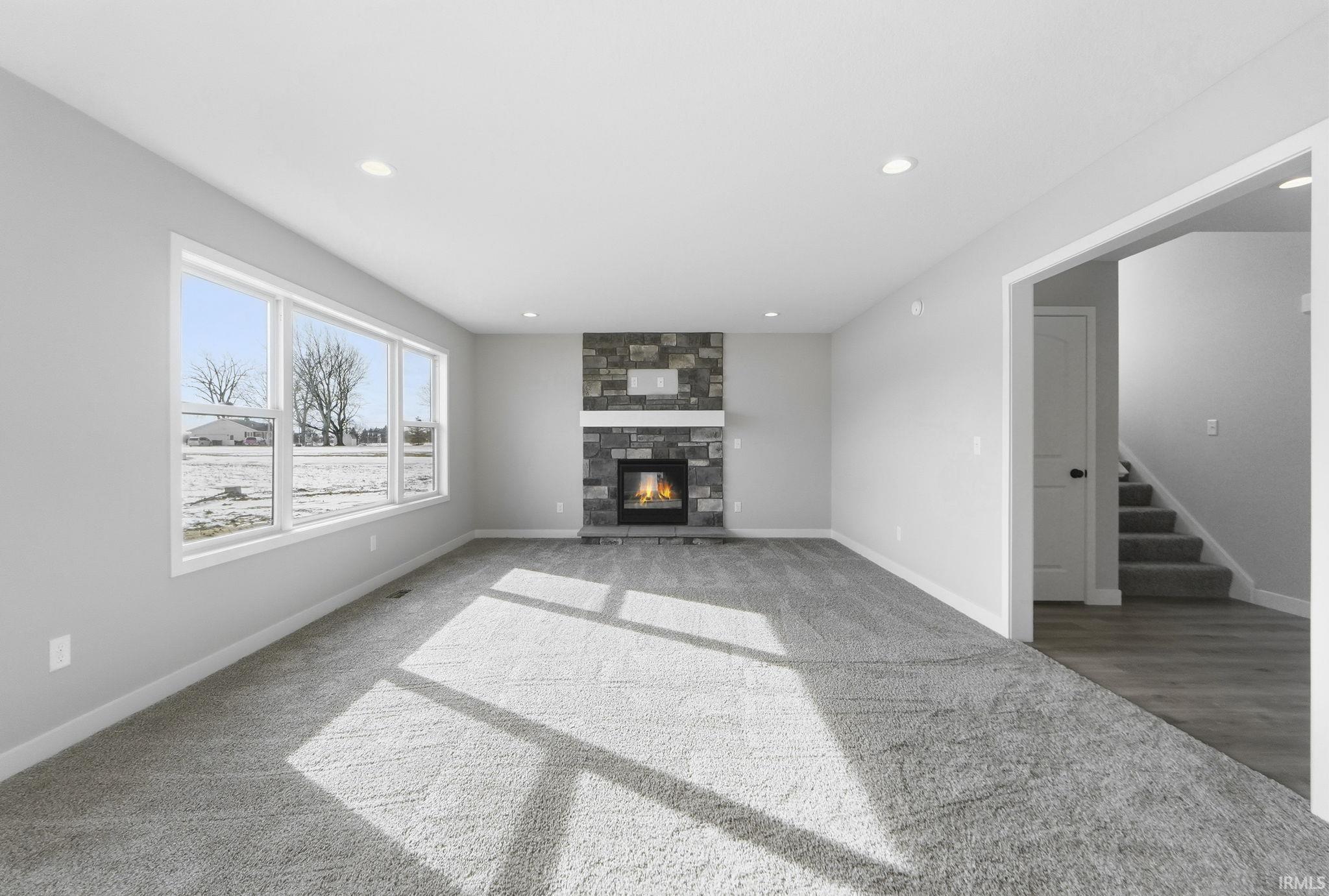 1575 Farm View Huntertown, IN 46748 - Photo 9 of 35