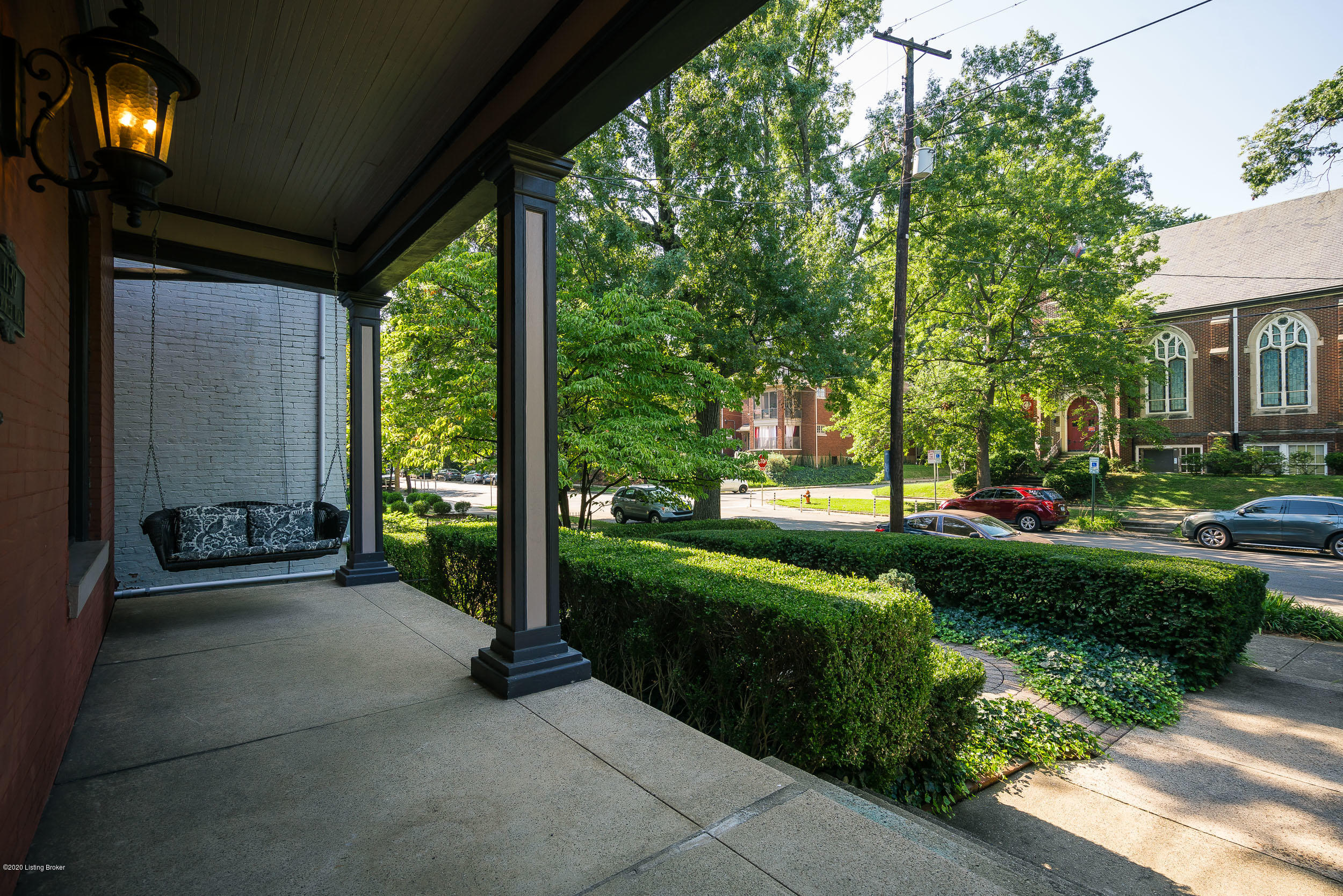 1139 Cherokee Road Louisville, KY 40204 - Photo 8 of 59 22-Street View