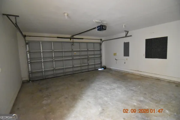 a view of an empty garage
