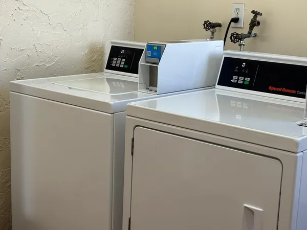 $1,700 | 8900 Washington Street, Unit 409, Pembroke Pines, FL 33025