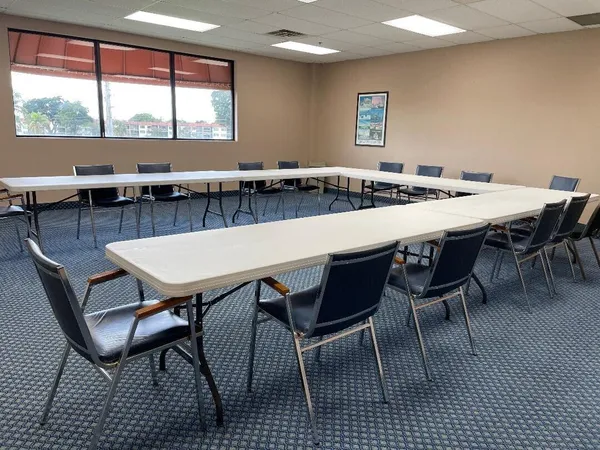 $1,700 | 8900 Washington Street, Unit 409, Pembroke Pines, FL 33025