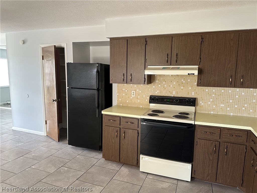 1318 Schlosser Road Sebring, FL 33870 - Photo 8 of 16