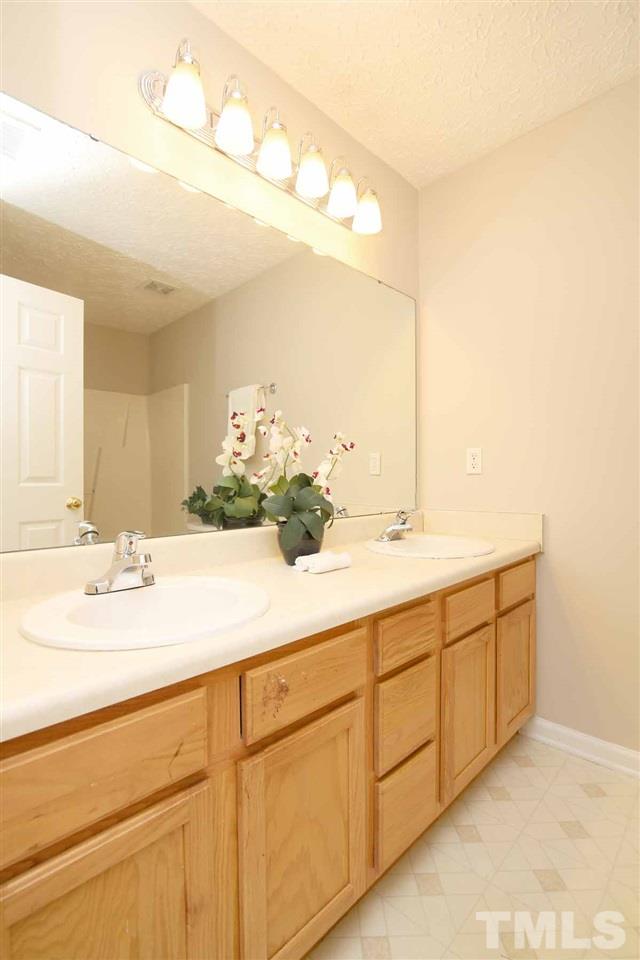 2813 Smoke Place Raleigh, NC 27610 - Photo 15 of 25 Gallery Image 15
