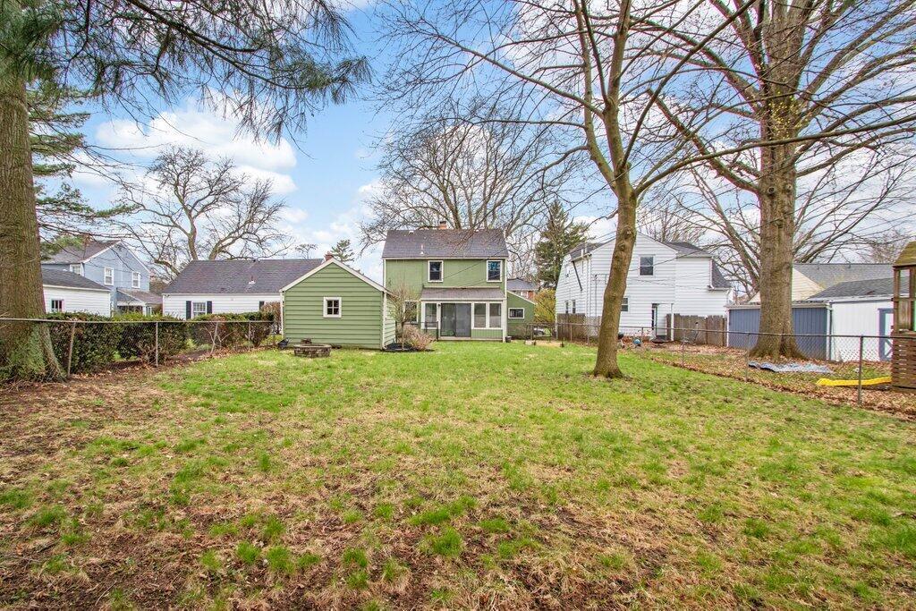 302 East Beaumont Road Columbus, OH 43214 - Photo 30 of 30 302 East Beaumont Road-30.jpg-SMALL