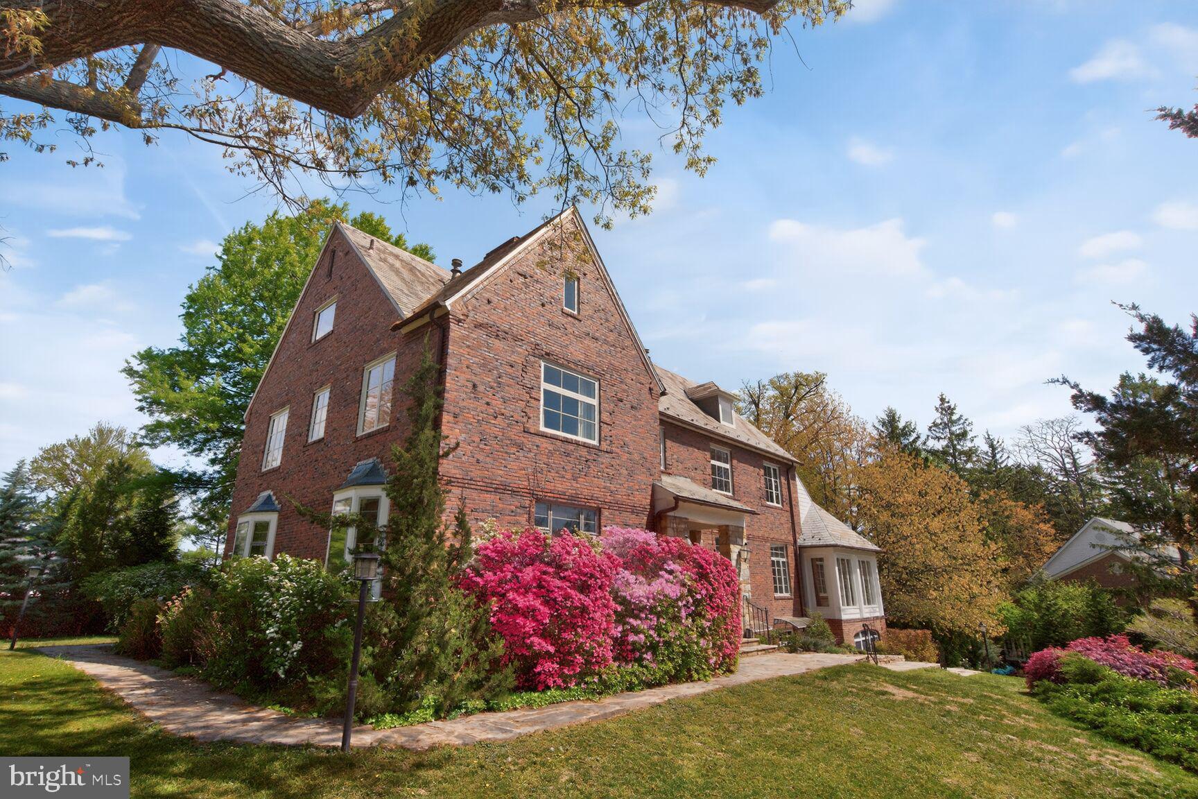 5553 Little Falls Road Arlington, VA 22207 - Photo 53 of 53 Stately Manor Home